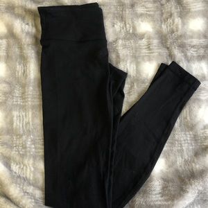 Lululemon Wunder-Under black leggings